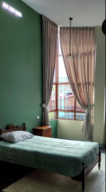 Apartment Cozy Room, Private Bathroom, Views Of Mountains Kitchen *